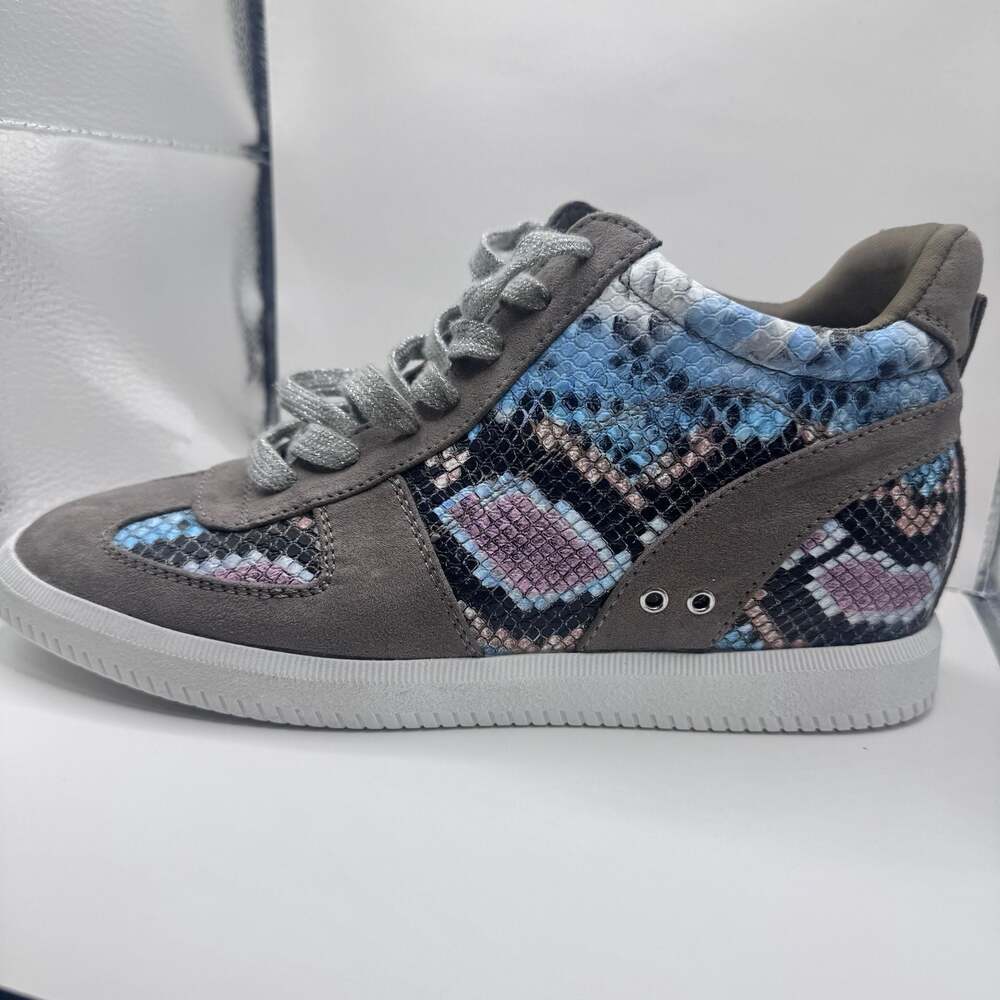 True Craft Women's Jens Wedge Sneakers in Gray Multi Texture